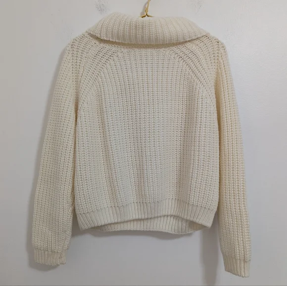 Moon & Madison Medium Cozy‎ Cream Knit Cropped Cowl Neck Sweater - Picture 7 of 10